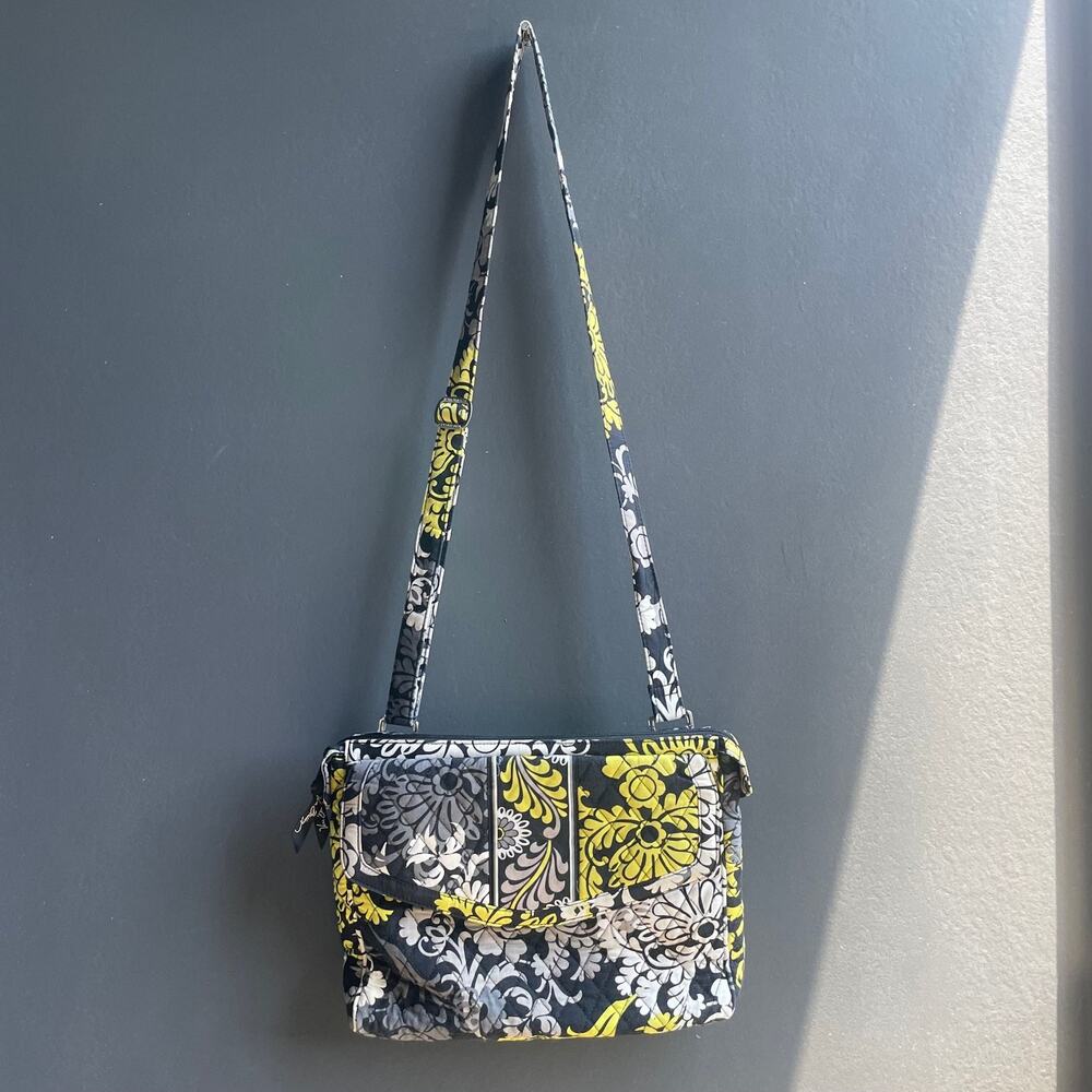 Vera Bradley Tablet/Laptop Shoulder Bag Purse Baroque Pattern - EUC